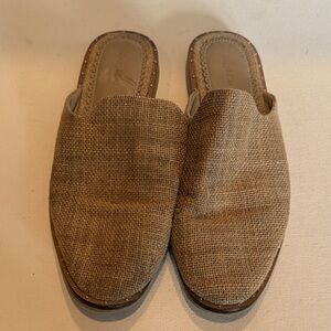 Casual Women's Tan Burlap Slip-On Mules